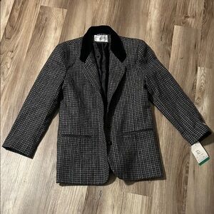 Vintage International Scene Black and Gray Houndstooth Blazer